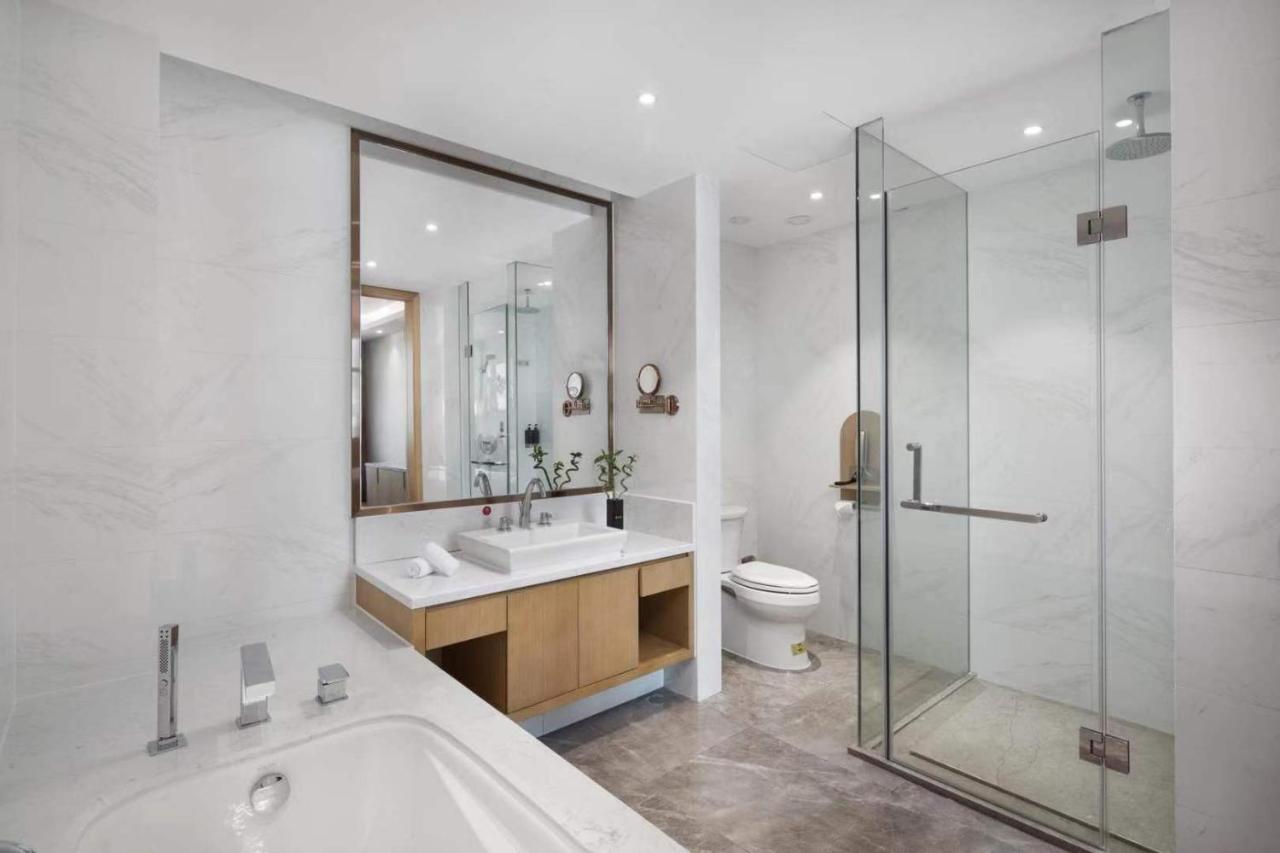 Hotel Ramada Plaza By Wyndham Enshi Exteriér fotografie