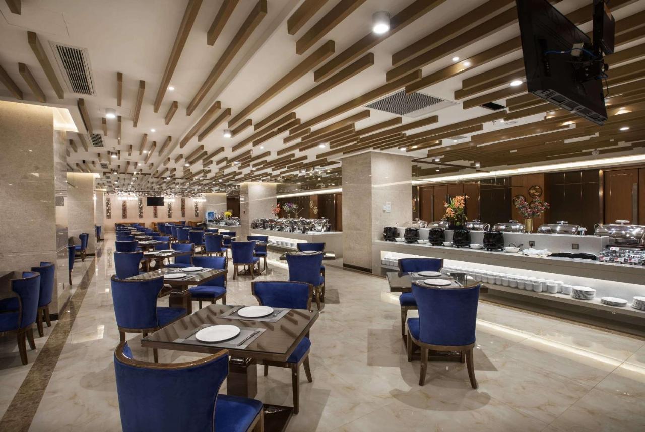 Hotel Ramada Plaza By Wyndham Enshi Exteriér fotografie